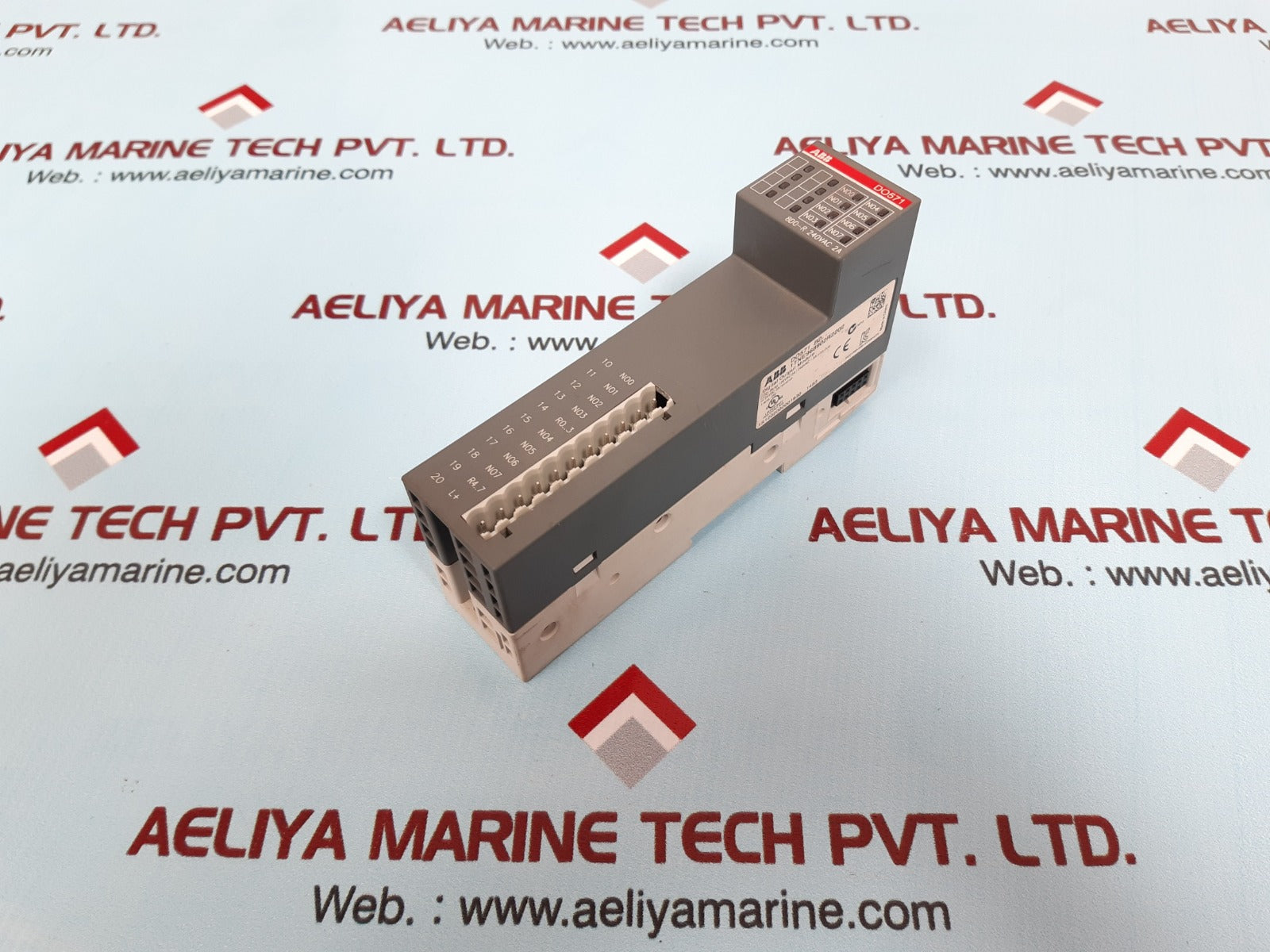 Abb do571 b2 digital output module 1tne968902r2202