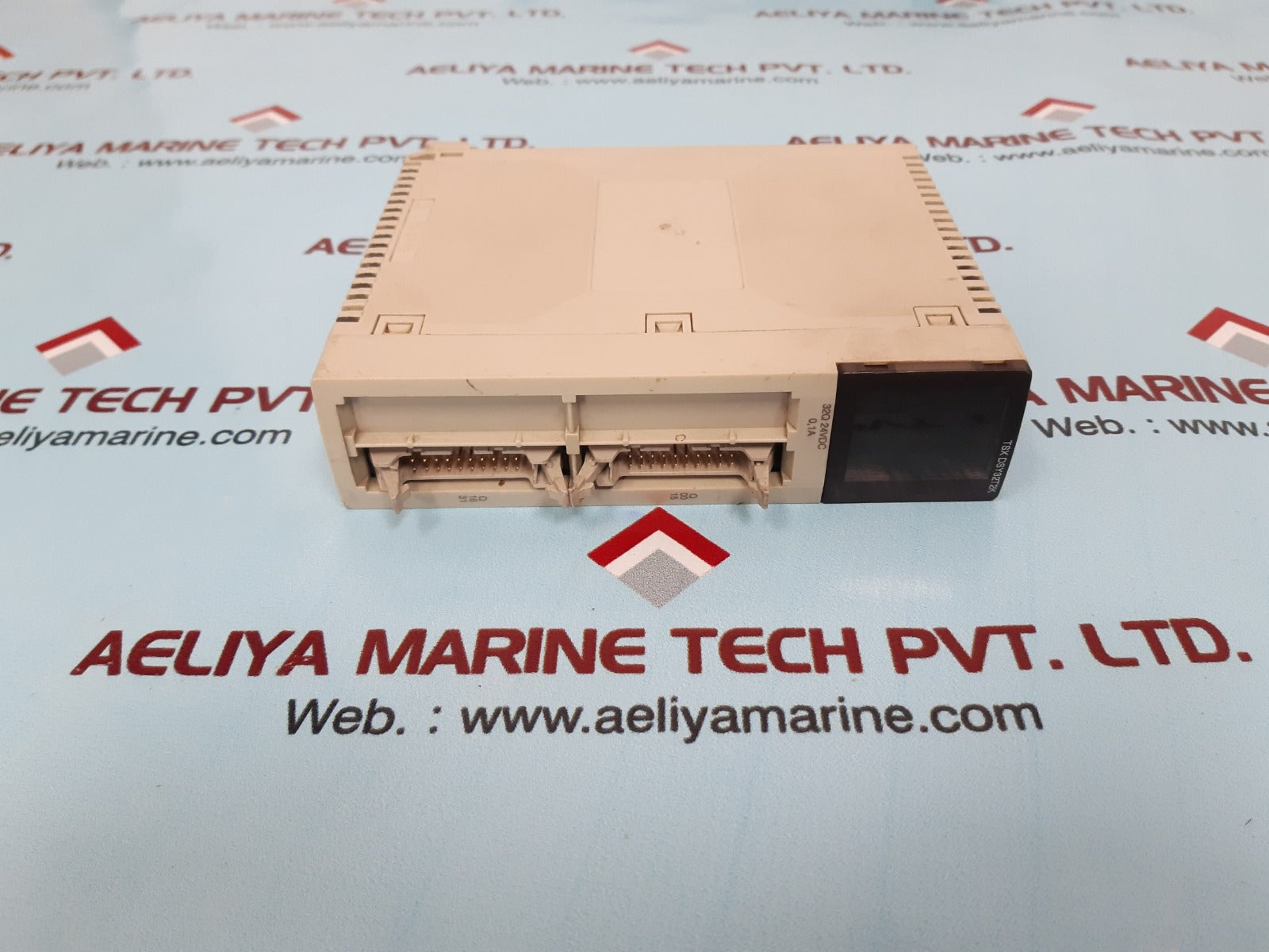 Schneider electric tsxdsy32t2k tsx premium i/o module 