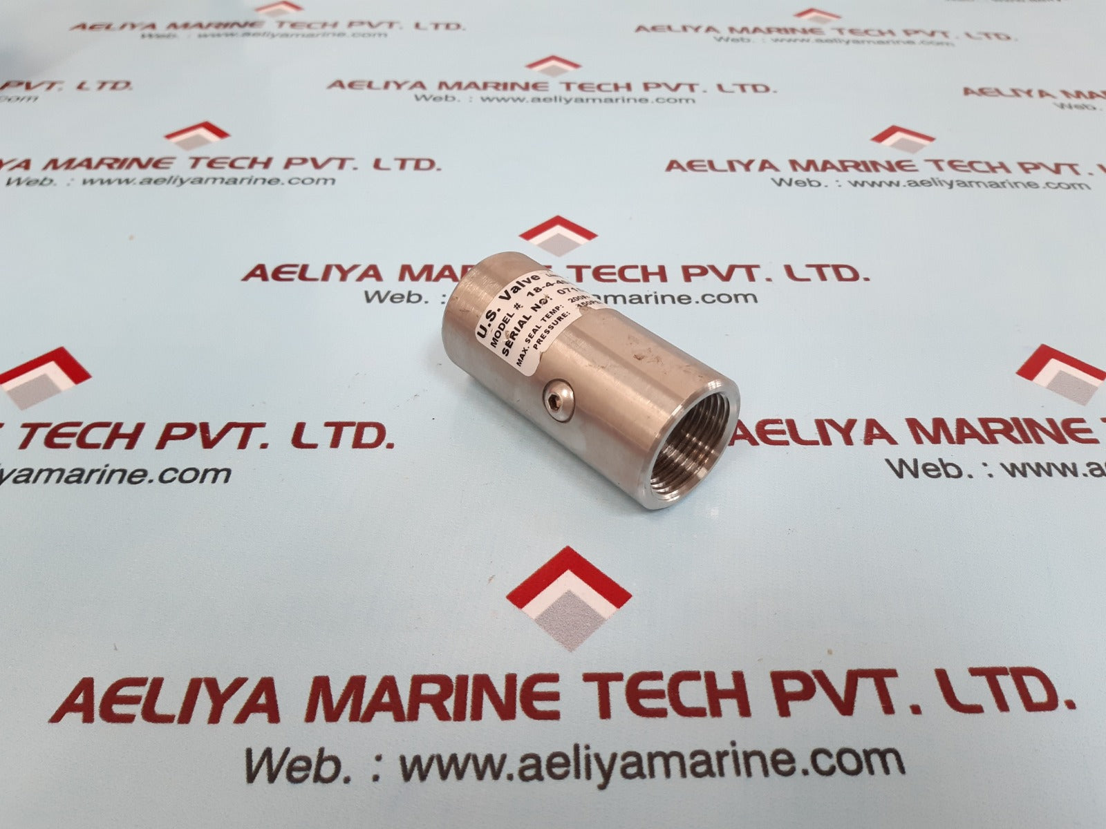 U.s. valve  18-4-4slb