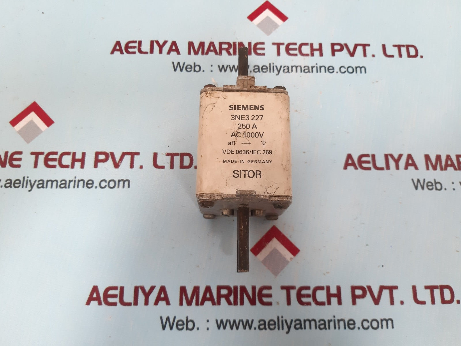 Siemens 3ne3 227 sitor fuse 250a 1000v
