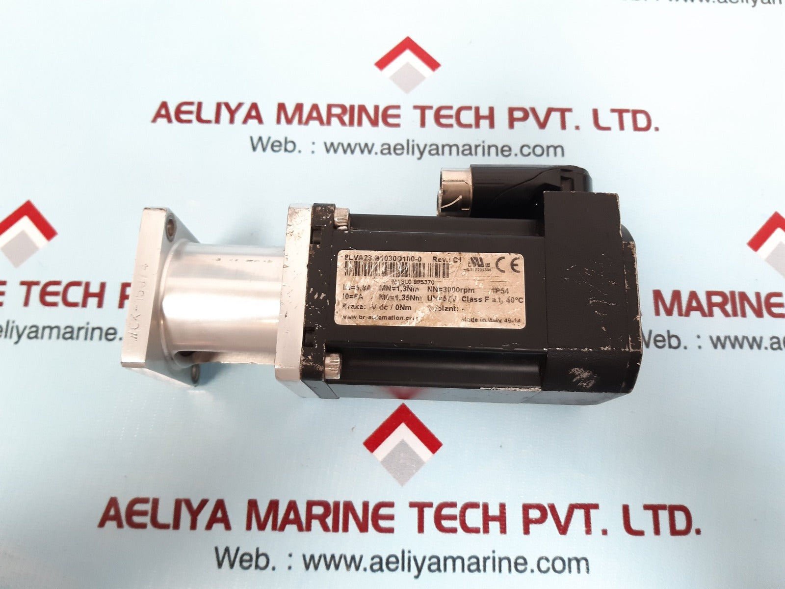 B&R 8lva23.b1030d100-0 servo motor 