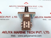 Idec cs-10 switch