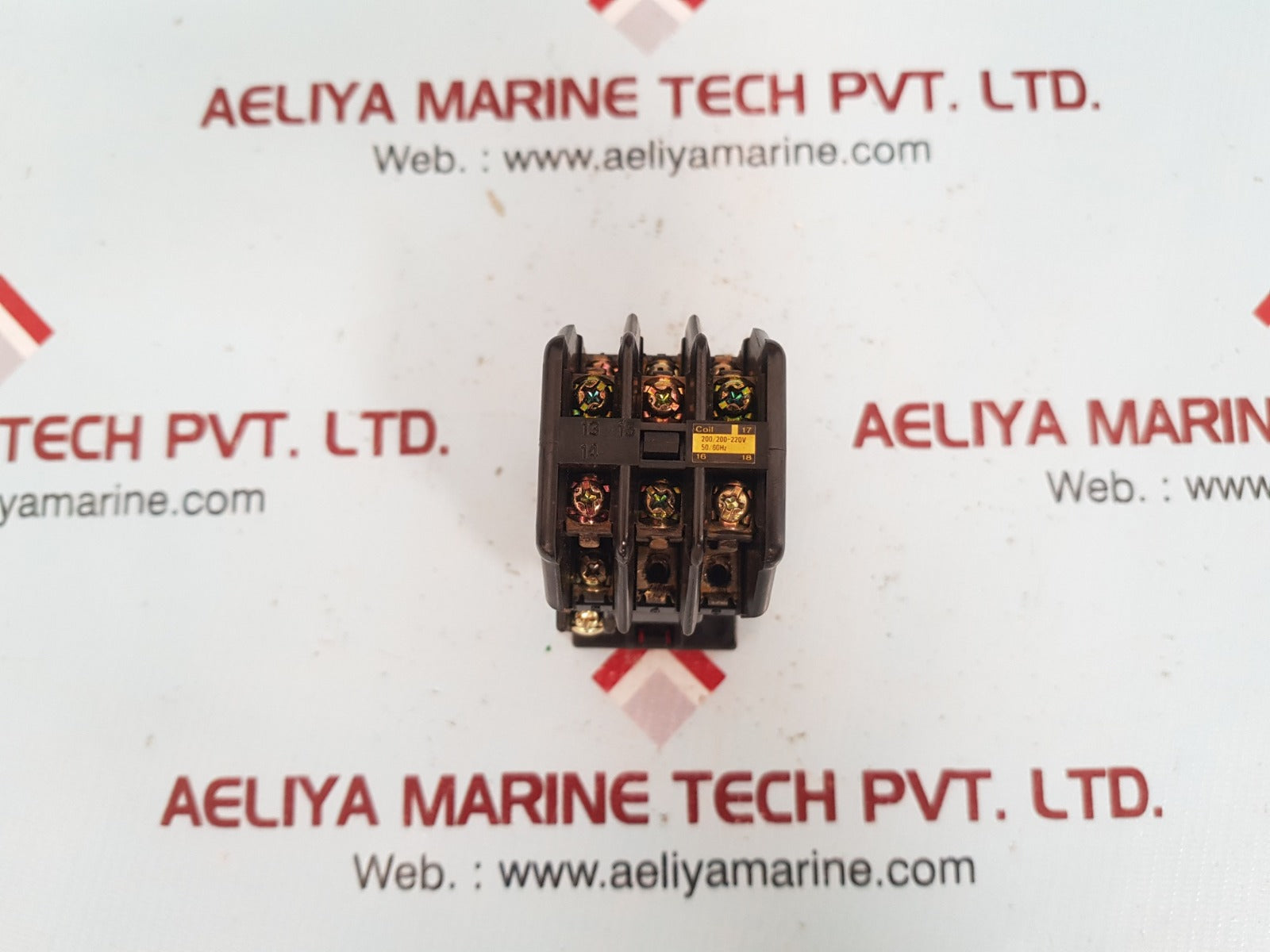 Fuji Electric Src50-2U/X (4A2B) Auxiliary Relay 200/200-220V 50/60Hz