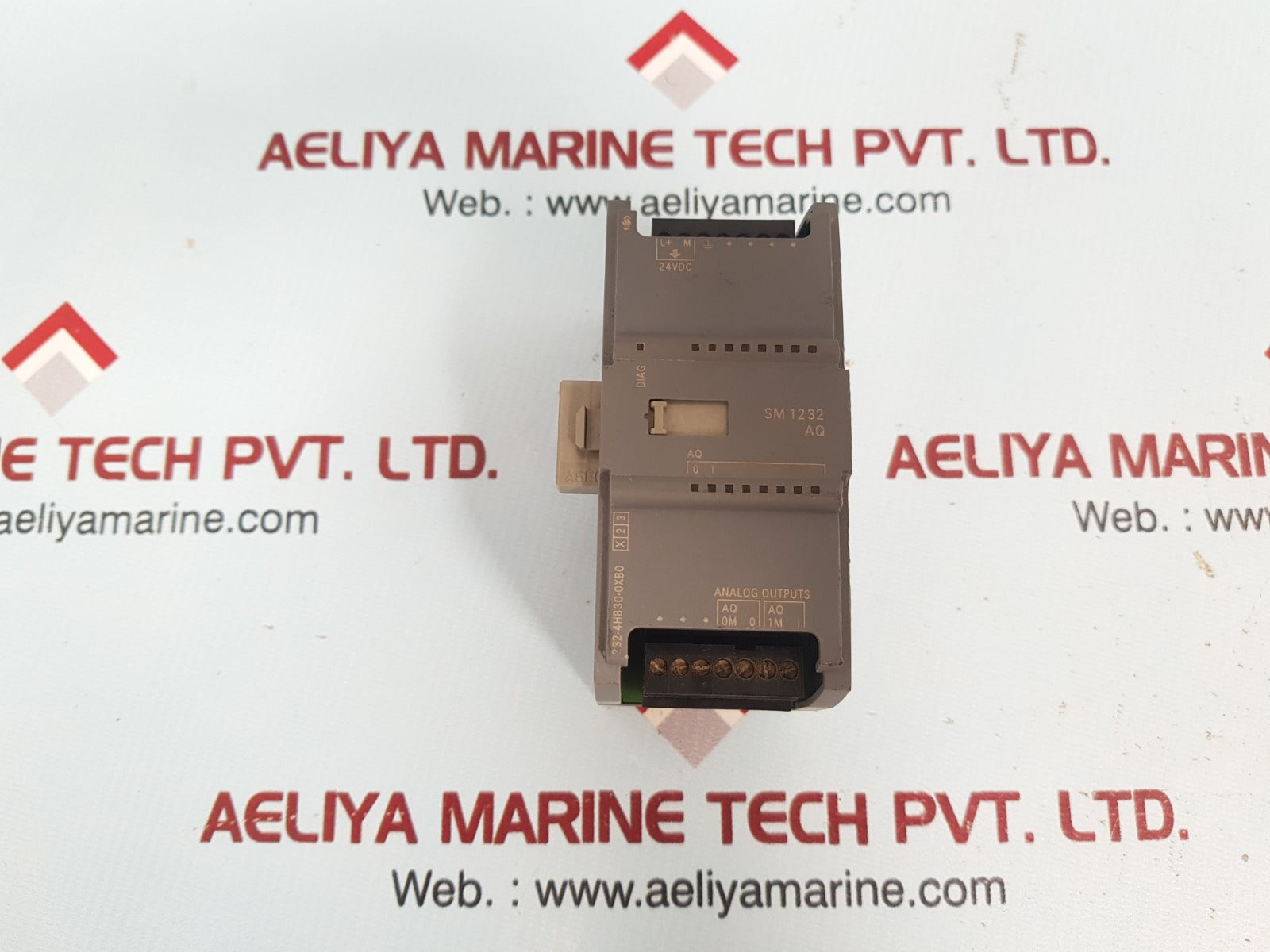 Siemens sm 1232 analog output module 6es7 232-4hb30-0xb0