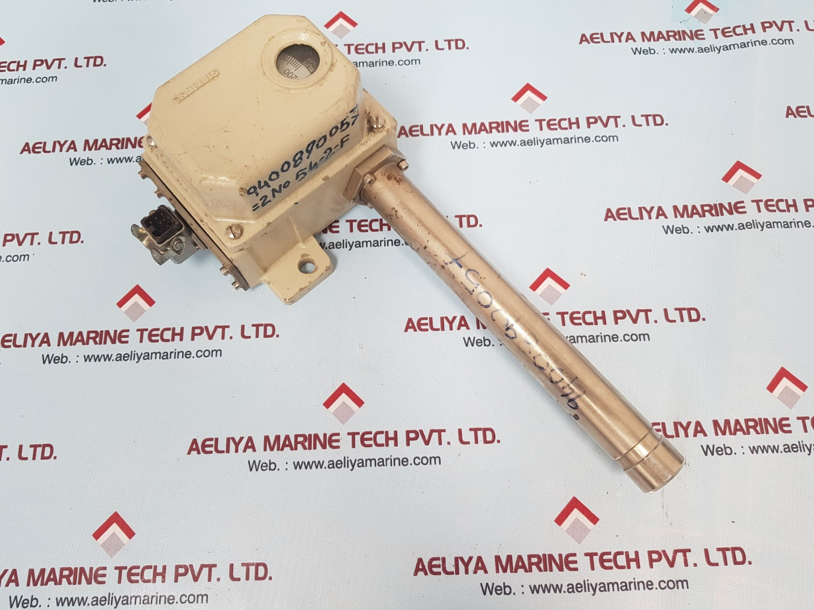 Siemens c74451- a1390- a104 sensor 