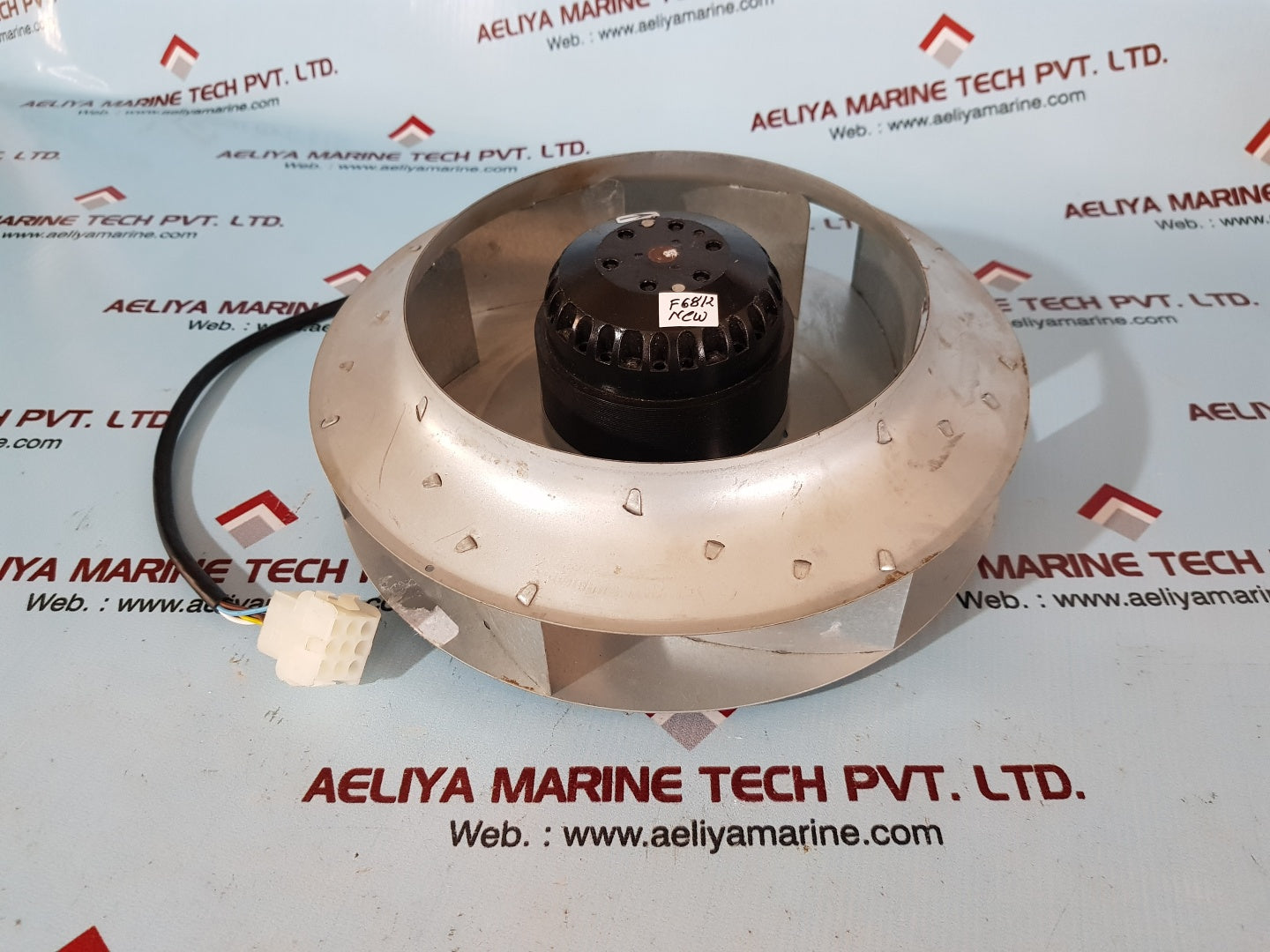 Ecofit m06-a4 2rret45 250x40r axial fan