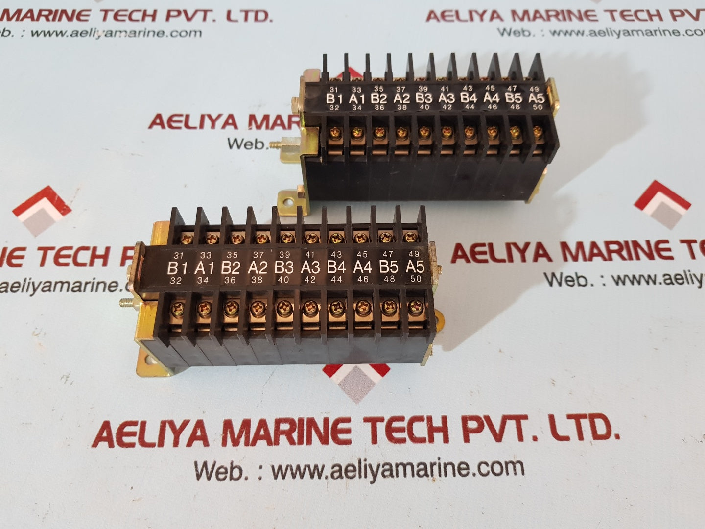 axt-1a auxiliary switch ta-8475-1-1