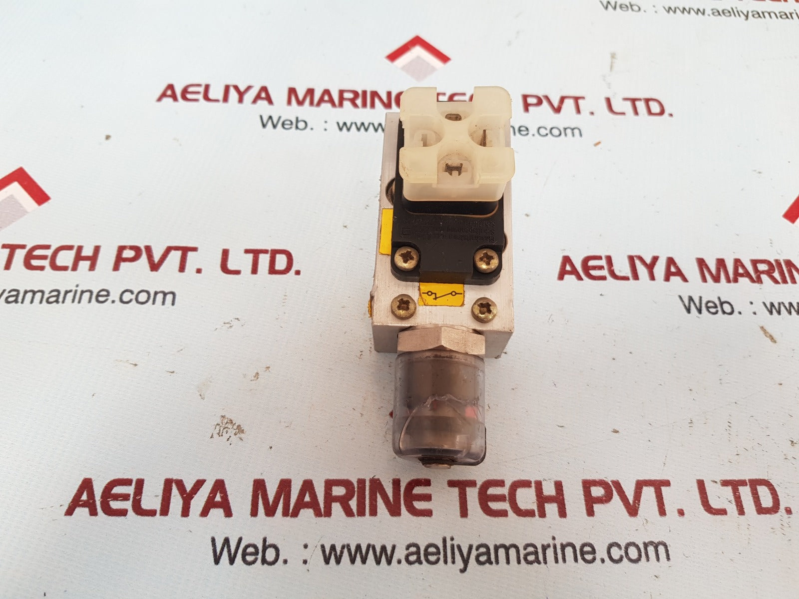 Mann 5903070101 Pressure Switch