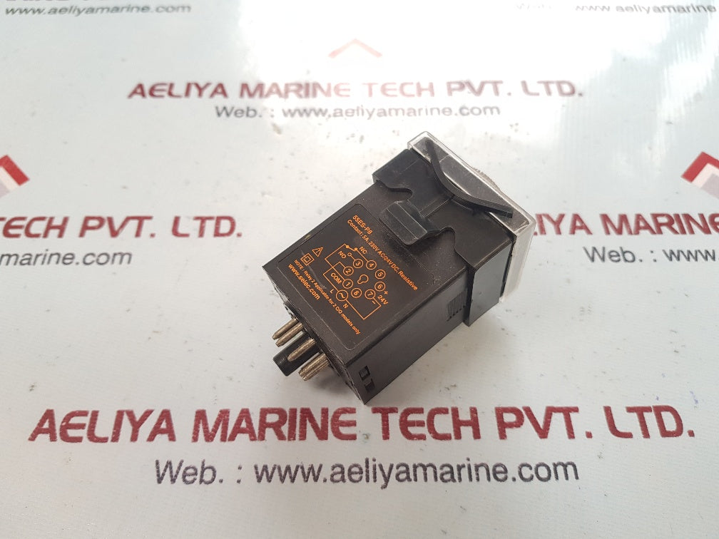 Selec 55es-p8-230 panel mounted timer