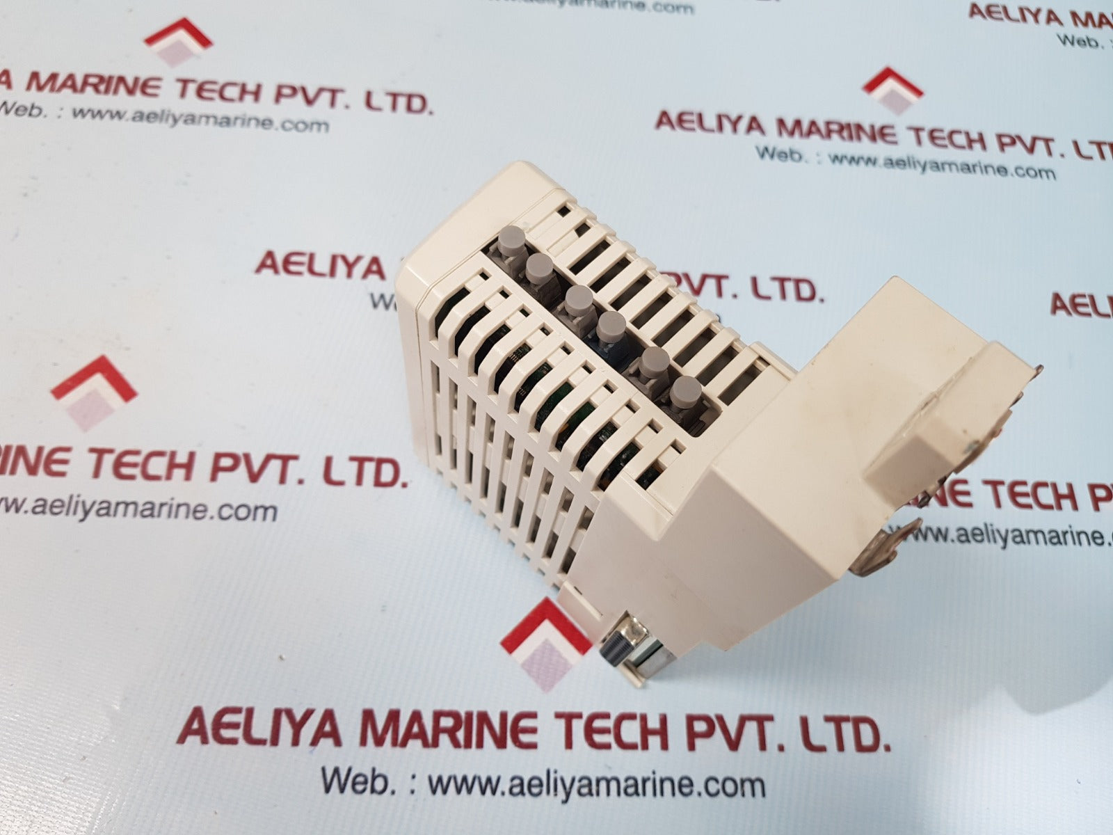 Abb ci858 plc module 3bse018135r1