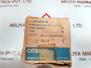 Omron H3Bh-8 Timer 200/240Vac 5A 0.5 To 10Min Time Relay Controller Module