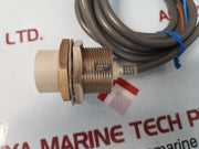 Omron E2E-x18My1 Proximity Sensor 07Z11M 24 To240Vac