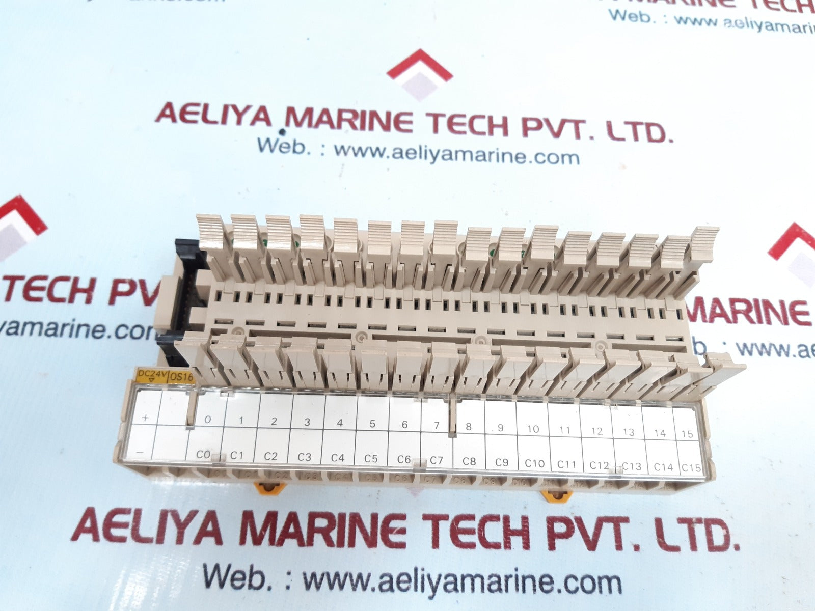 Omron p7tf-os16 relay block 24vdc
