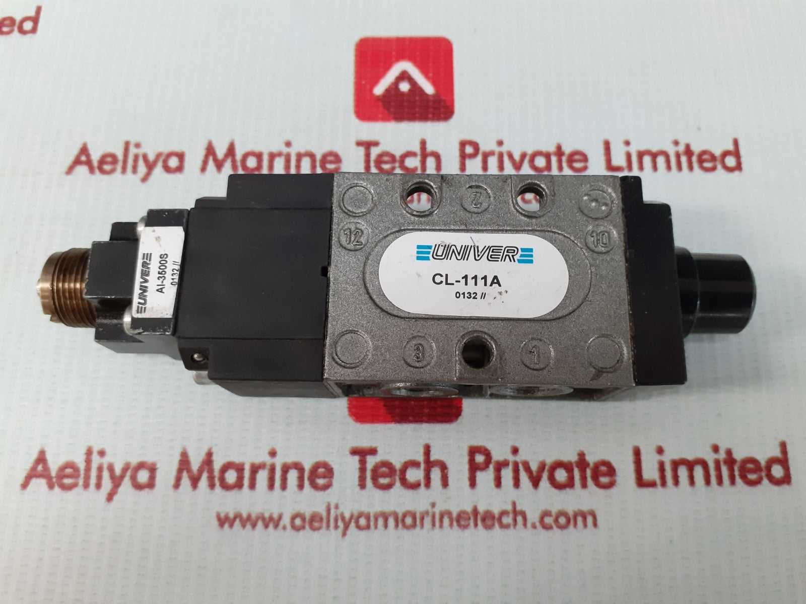 Univer cl-111a mechanical pneumatic valve used