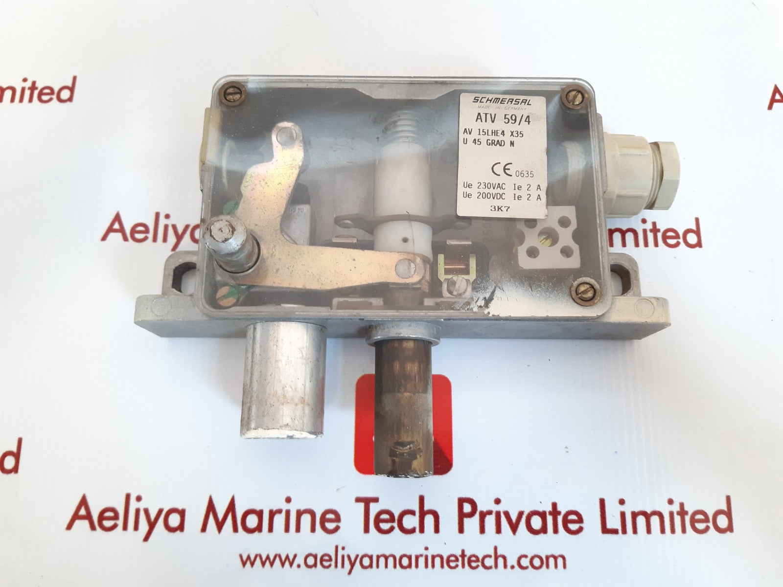 Schmersal av 15lhe4 x35 u 45 grad n landing door interlock switch