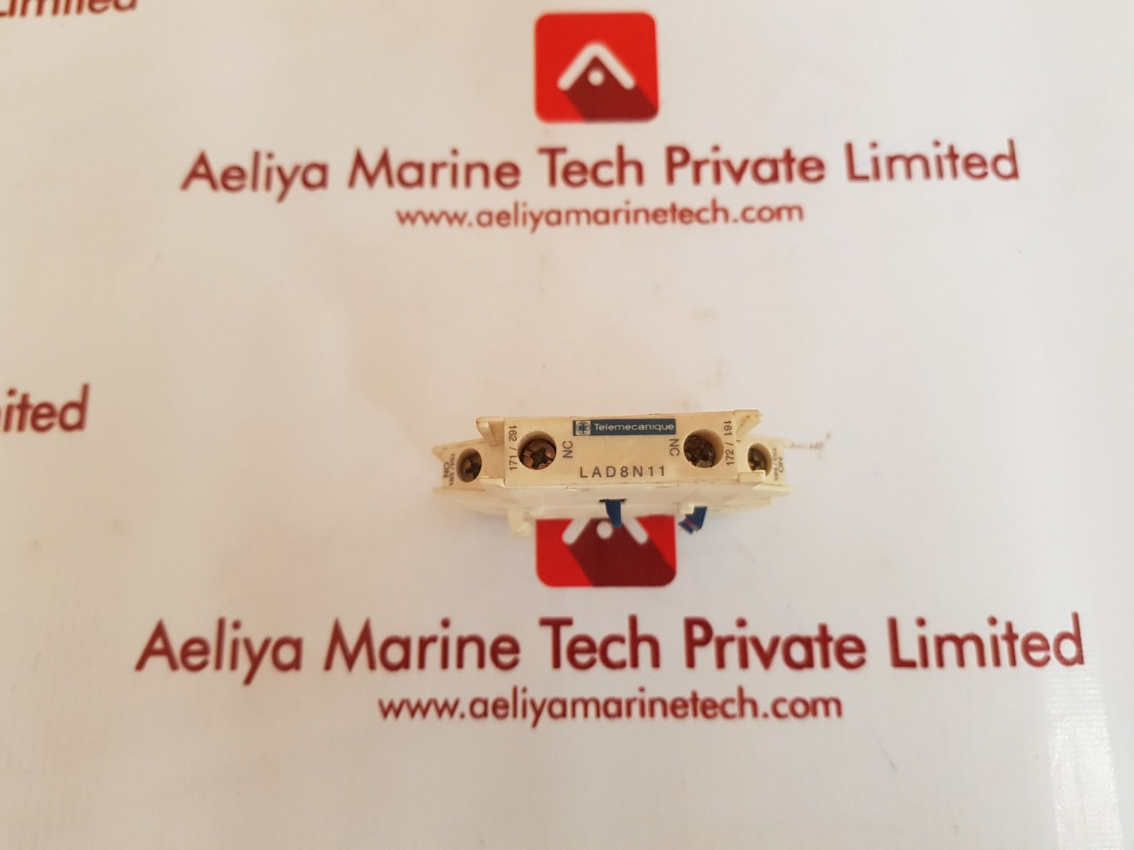 Schneider electric telemecanique lad8n11 auxiliary contact block