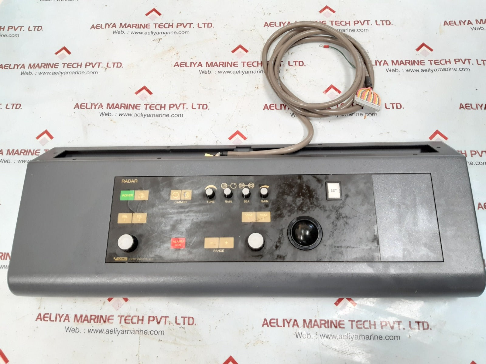 Radar operation unit ball keyboard