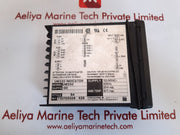 Yokogawa um330-00 digital temperature indicator