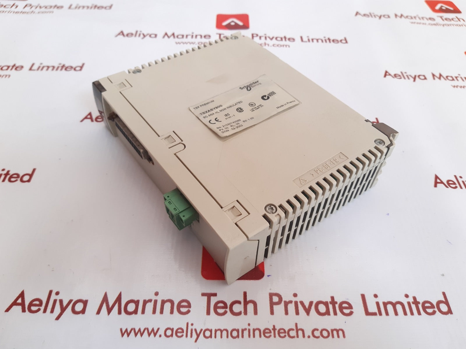 Schneider tsxasy800 analog output module 