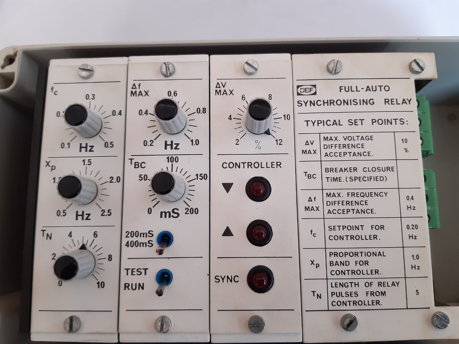 Deif full-auto synchronising relay Used
