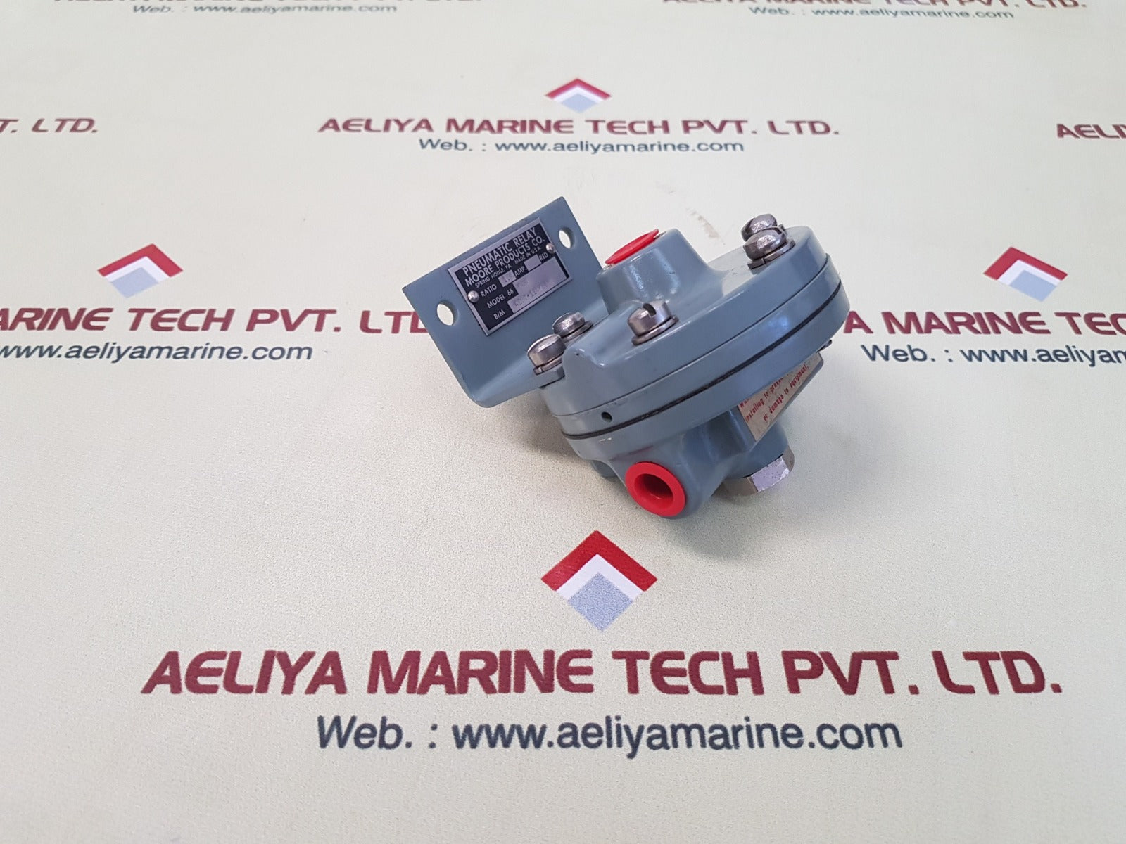 Moore 66Ba4 Pneumatic Relay 4297-114/8Nb