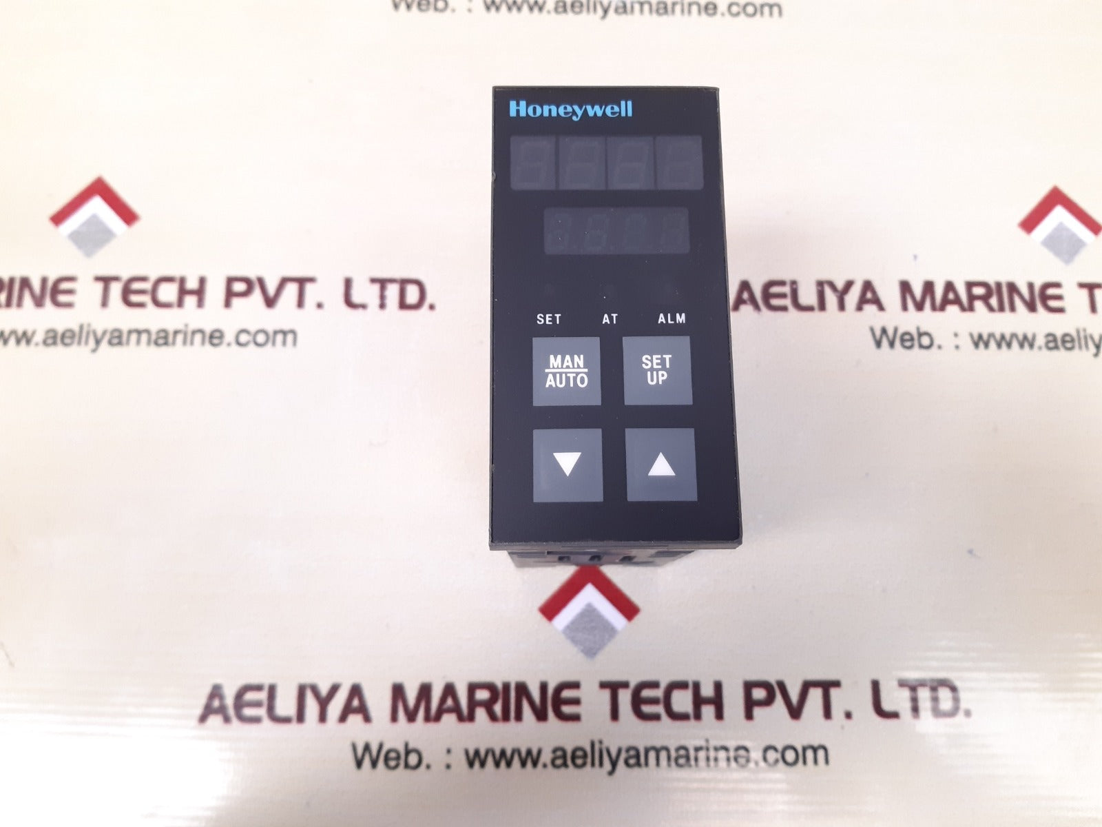 Honeywell udc1500 micro - pro temperature controller dc150371102000