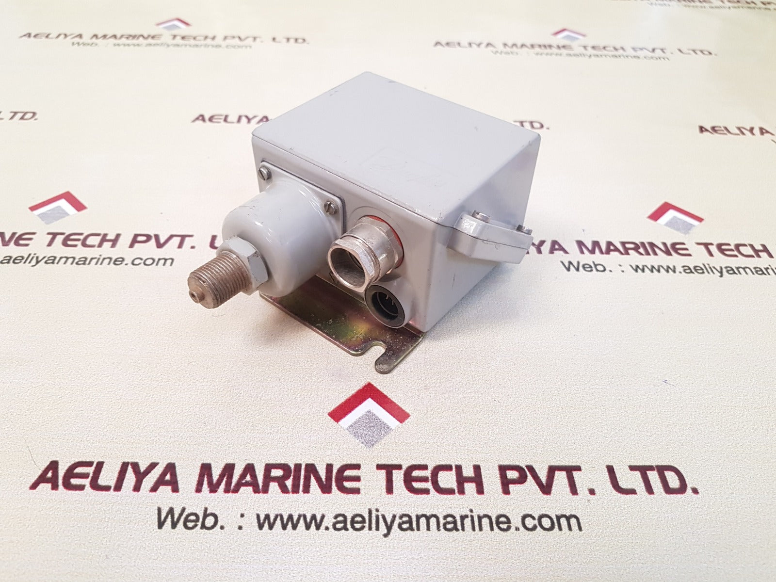 Danfoss kps 33 pressure switch 060-3103 