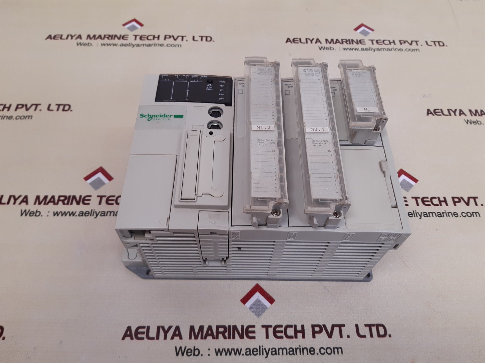 Schneider tsx3721001 plc module tsx 3721 ac