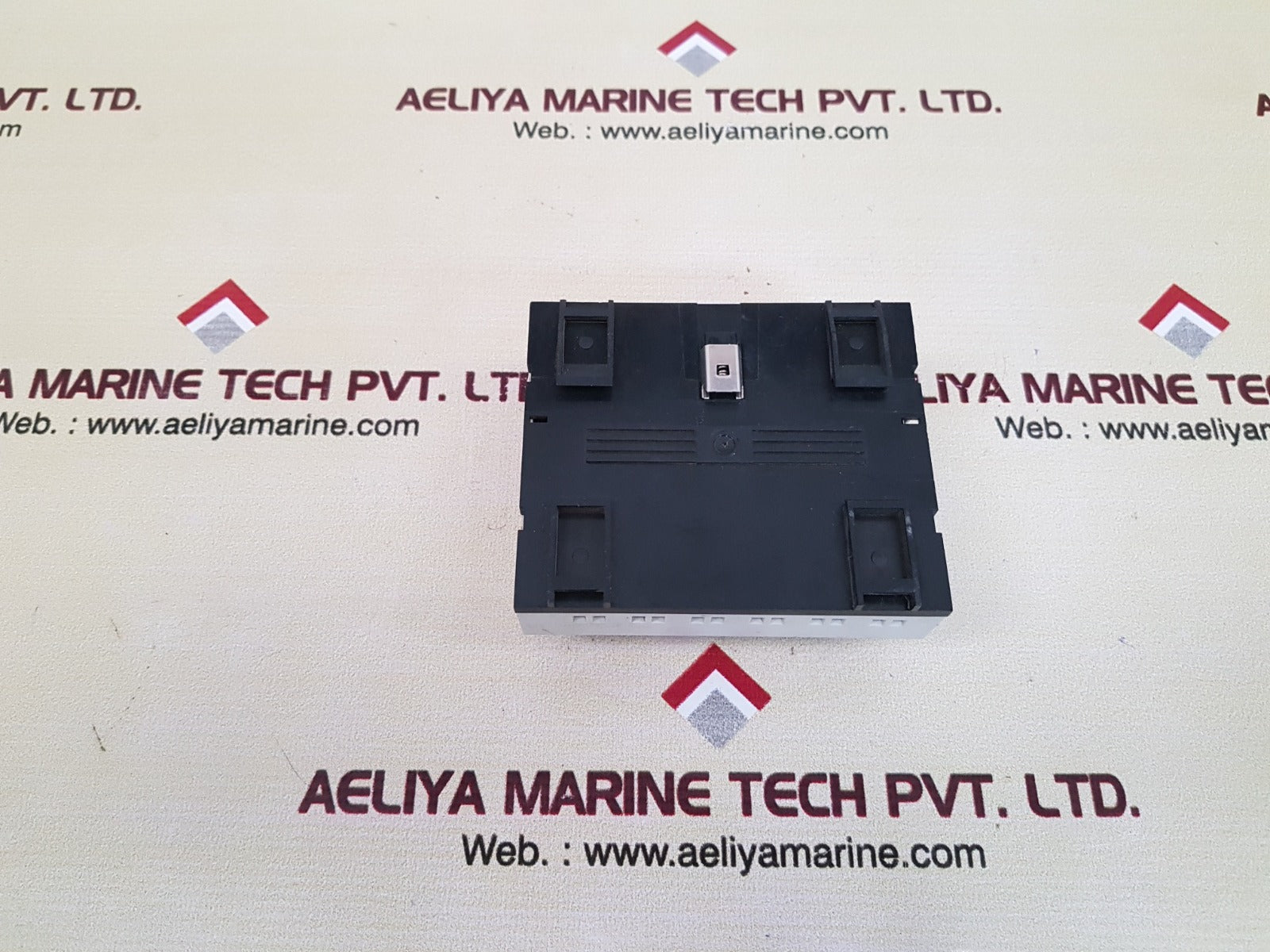 Easy moeller easy 618-dc-re control relay