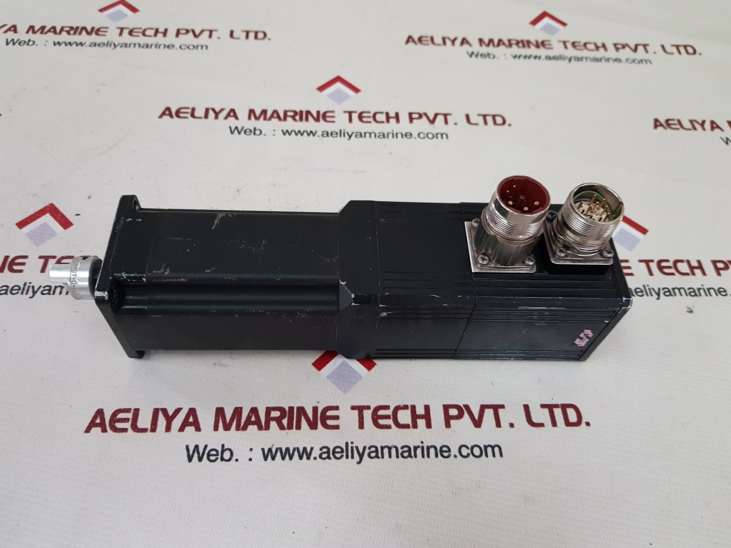 Berger lahr ser3610/3l7ss0cb servo motor