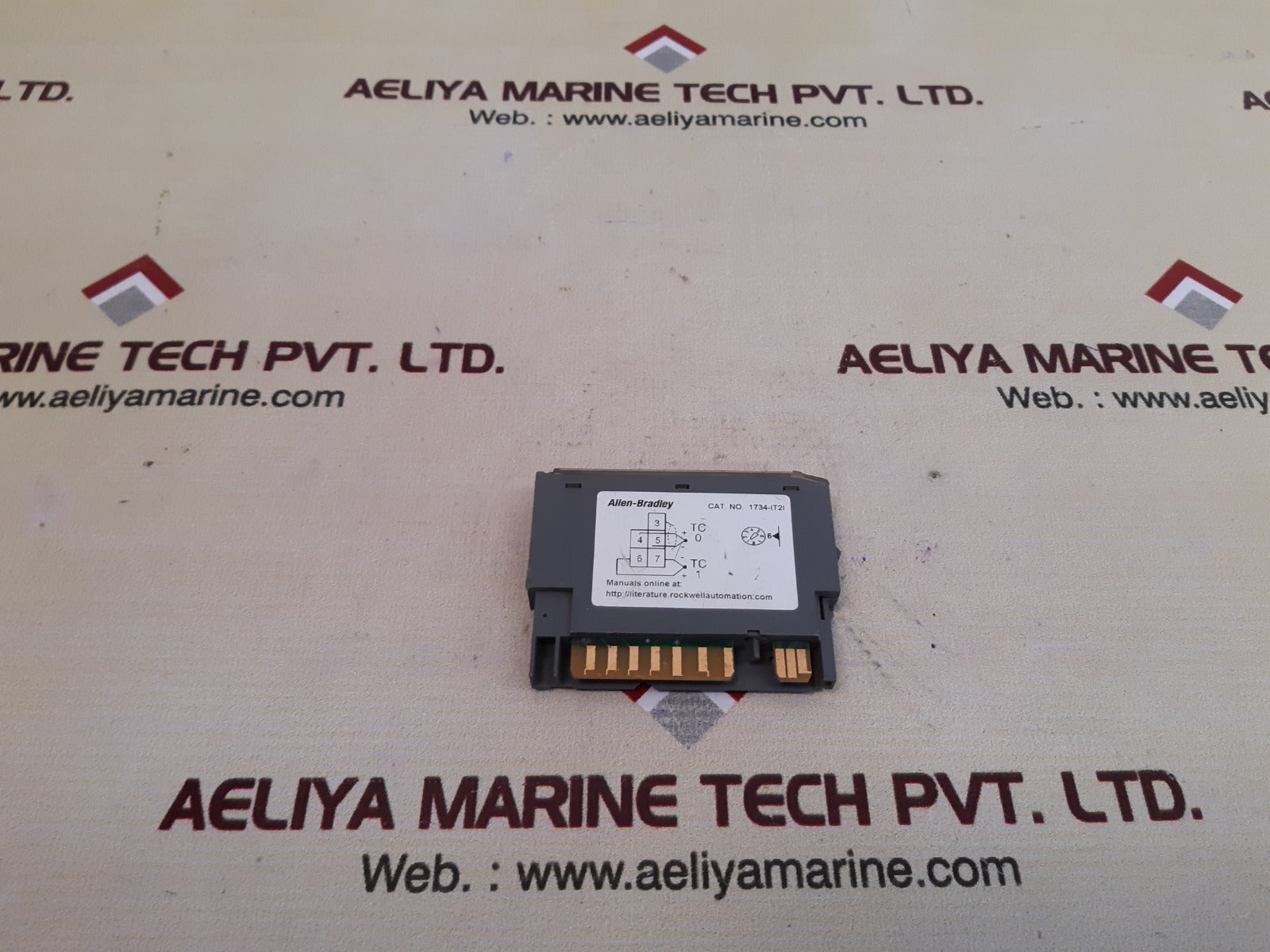 Allen-bradley 1734-it2i input module ser.c