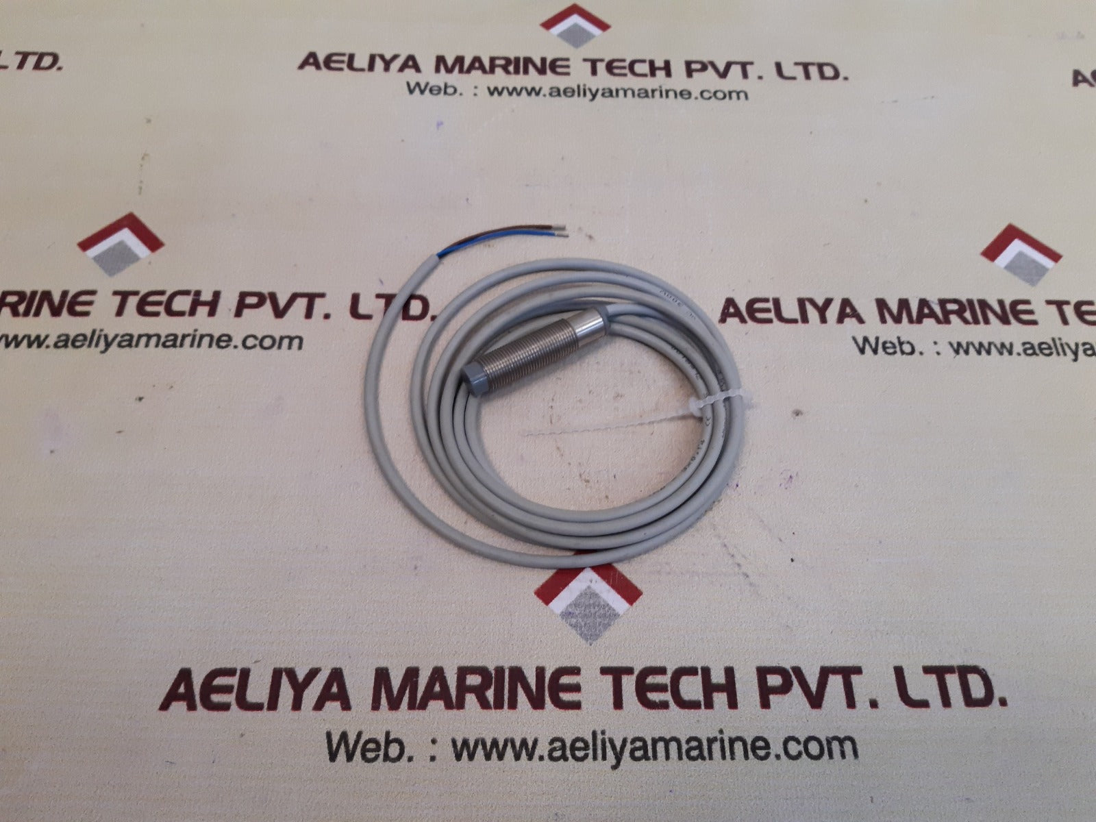 Rechner sensors e242293 capacitive sensors with power cable