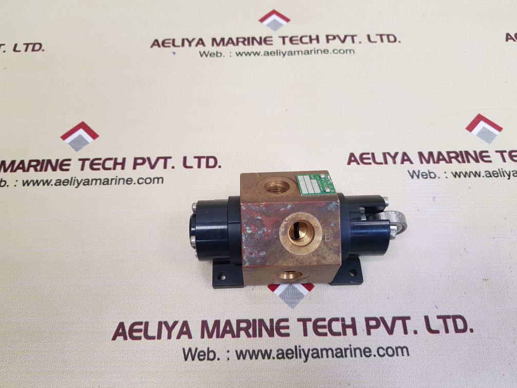 Lexair bc hi-cyclic 3000 psi hydraulic valve 