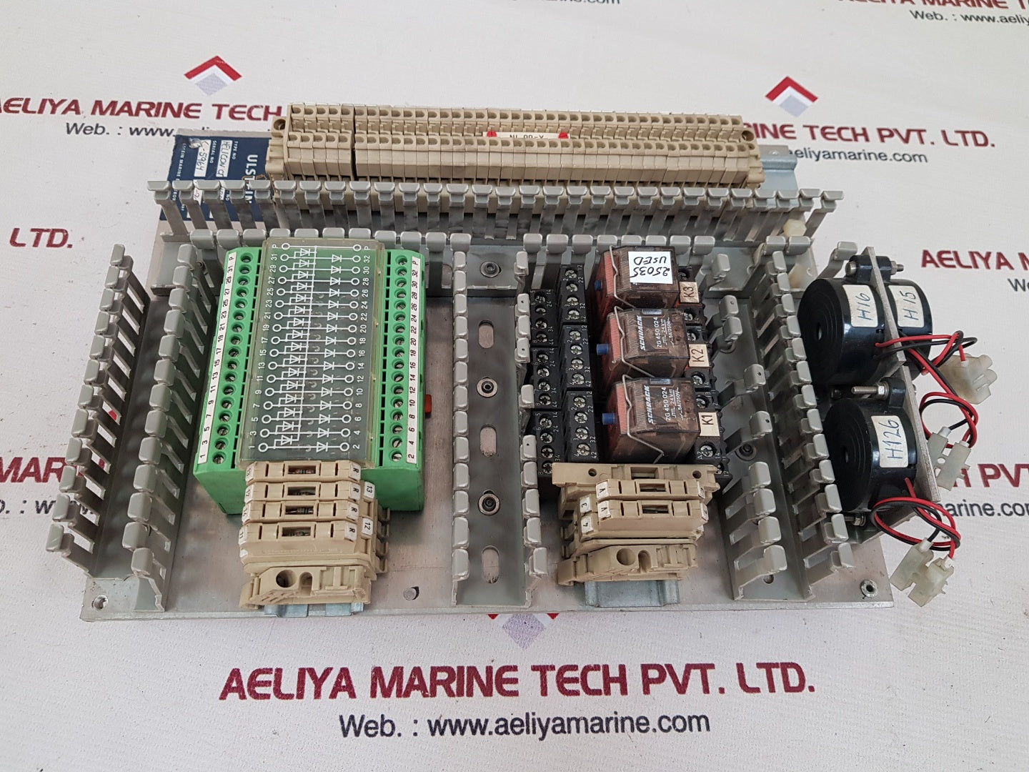 Ulstein marine electronics  helicon ct electronic panel