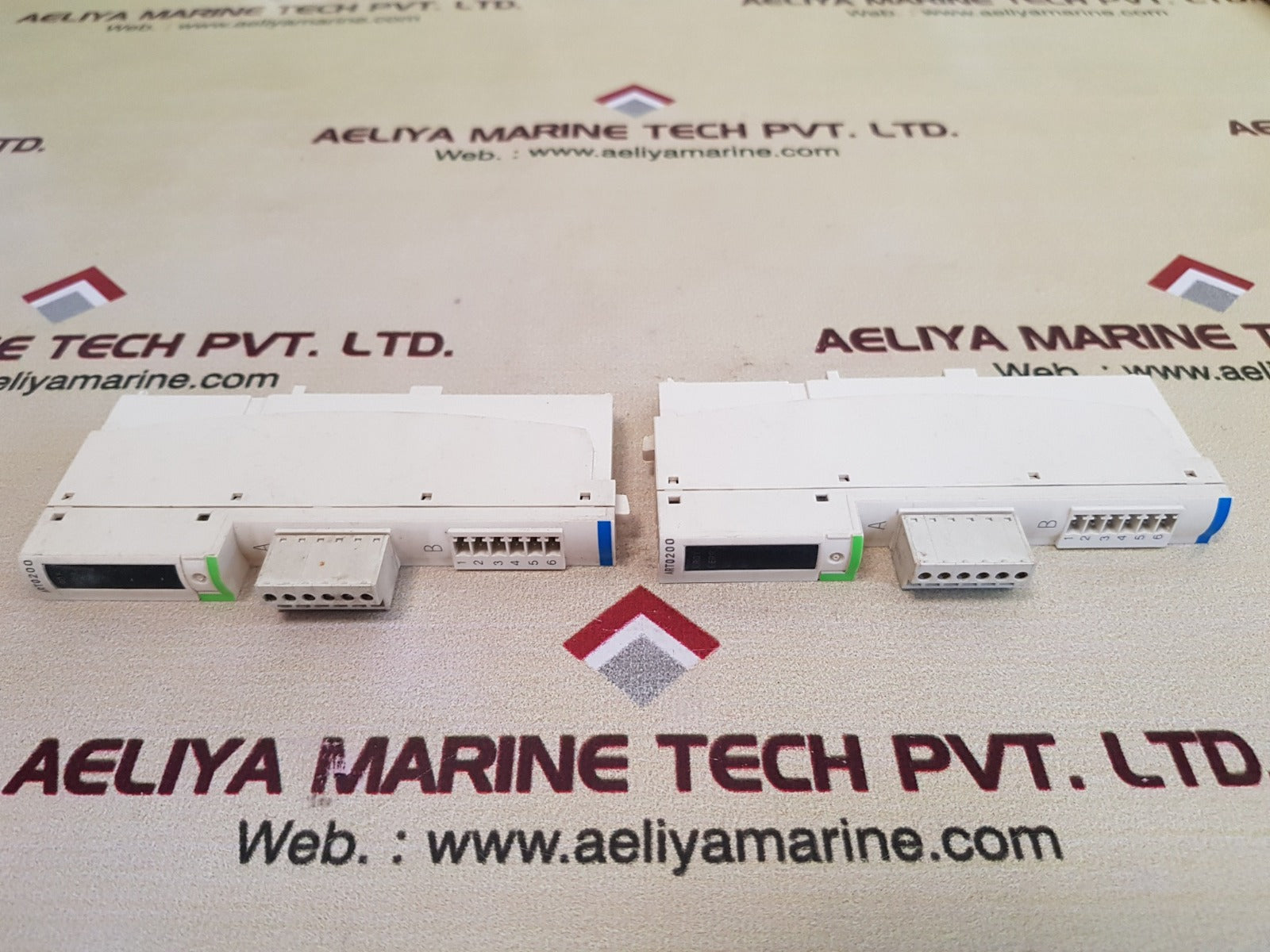Telemecanique advantys stb art0200 analog input module 