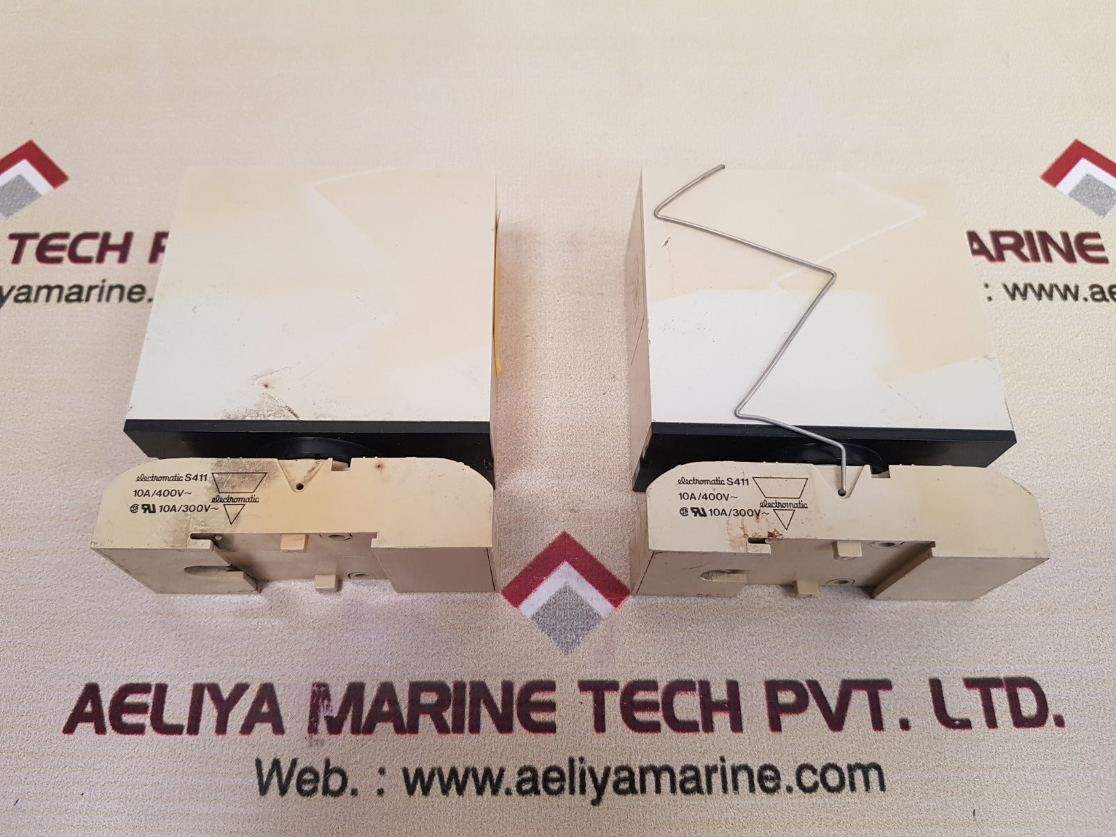 Electromatic s-system sa 105 724 delay on operate timer relay