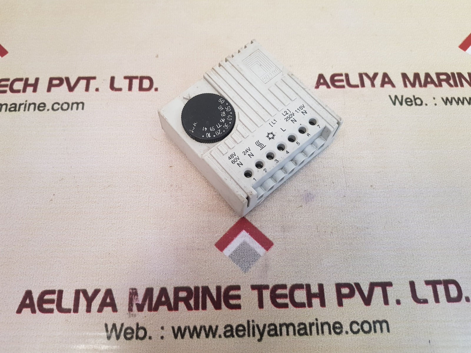 Lot Of 5X Rittal sk3110 thermostat