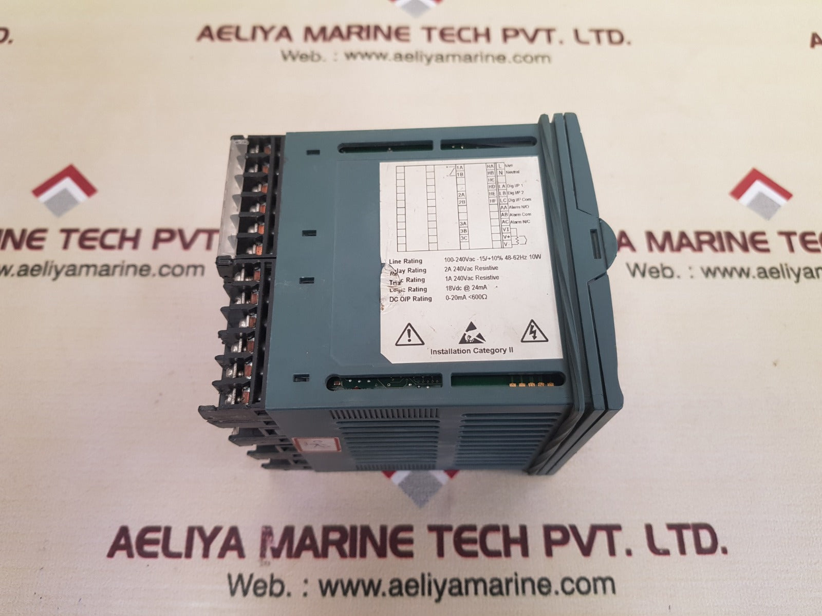 Eurotherm 2204e temperature controller