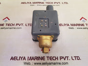 Yamatake-honeywell 81401986-003-0 Pressuretrol Controller