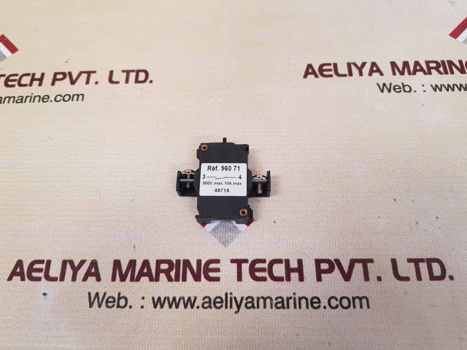 Set of 5x A.t.x. aux c socket 10a 500v