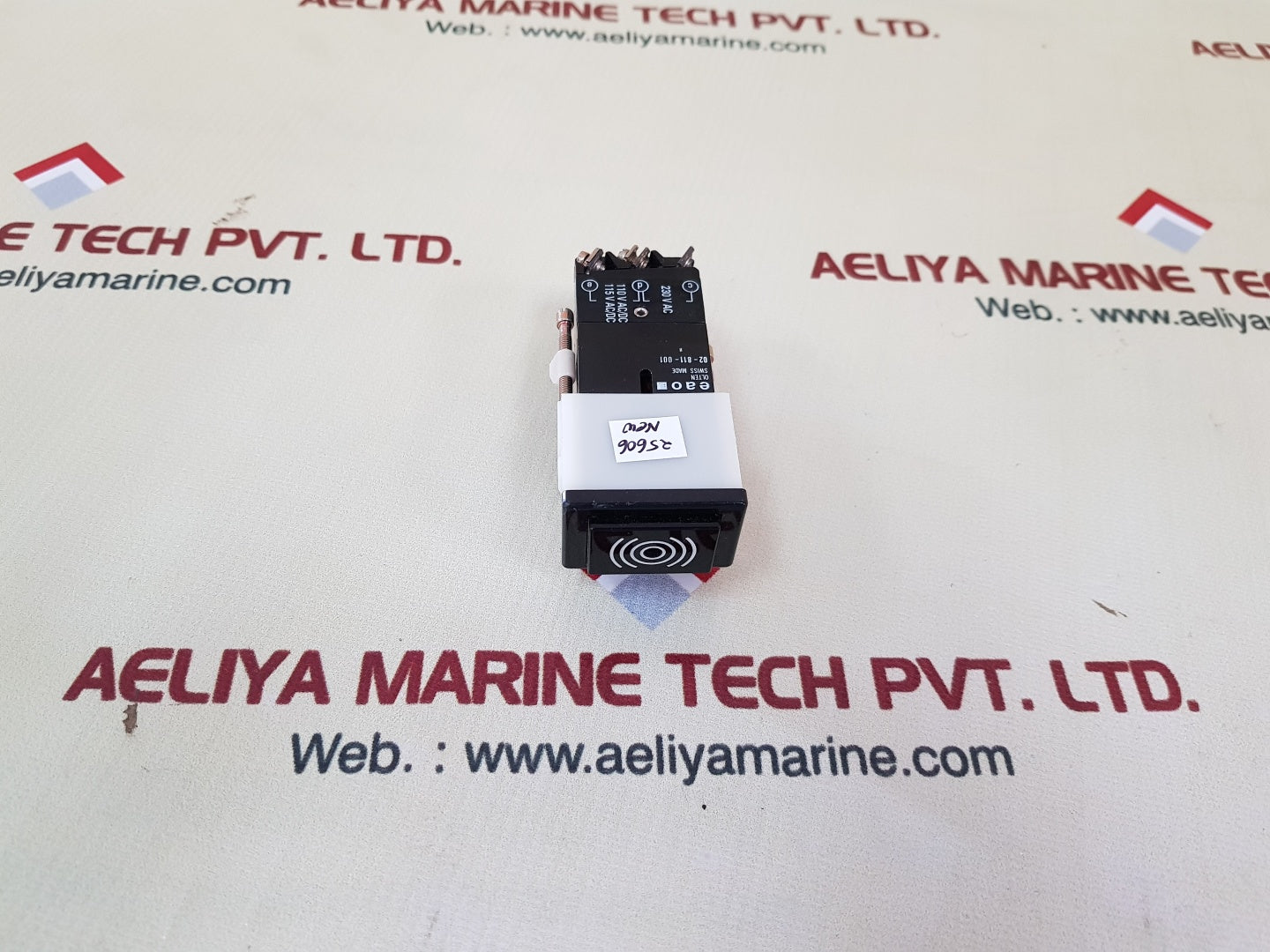 Eao 02-811-001 Pushbutton Switch