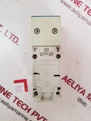 Telemecanique xs7-c40pc440 proximity switch