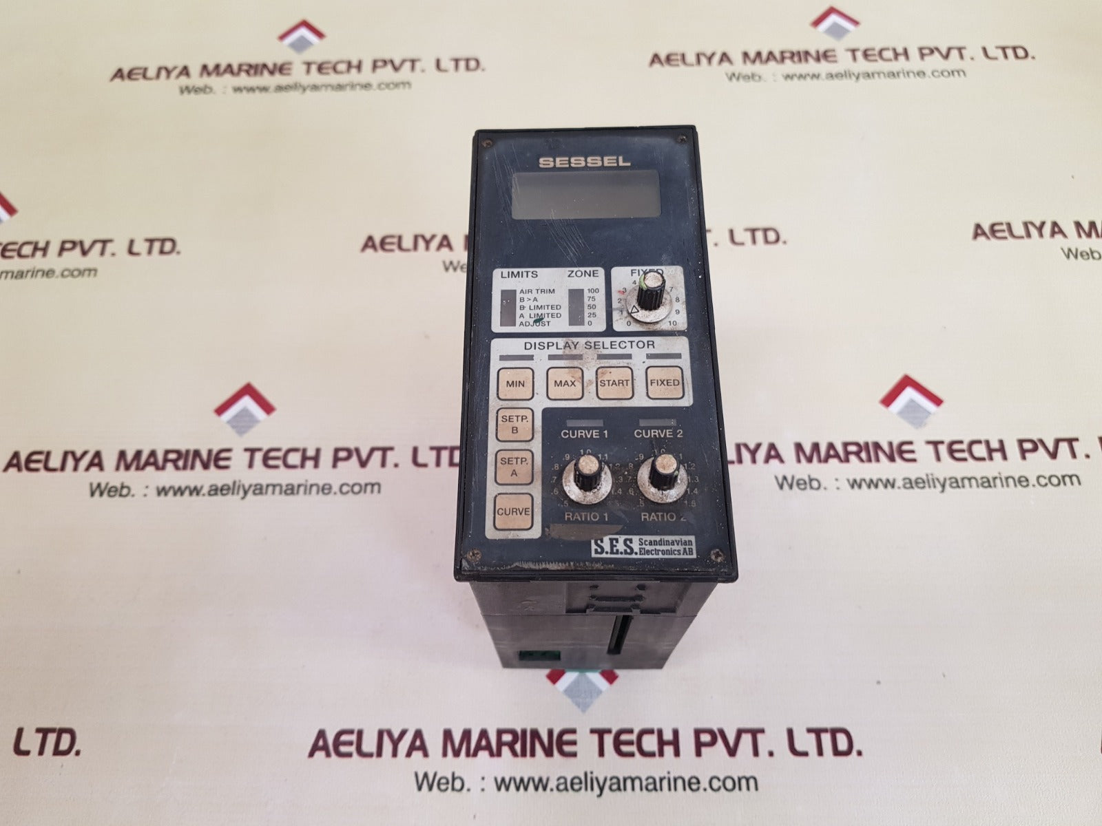 Scandinavian 2233-42 programmable controller 230vac