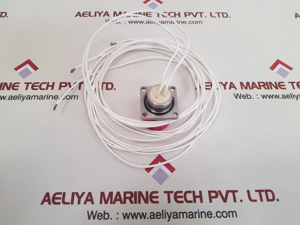 Caplugs 1 1/4 sc sleeve caps with cable