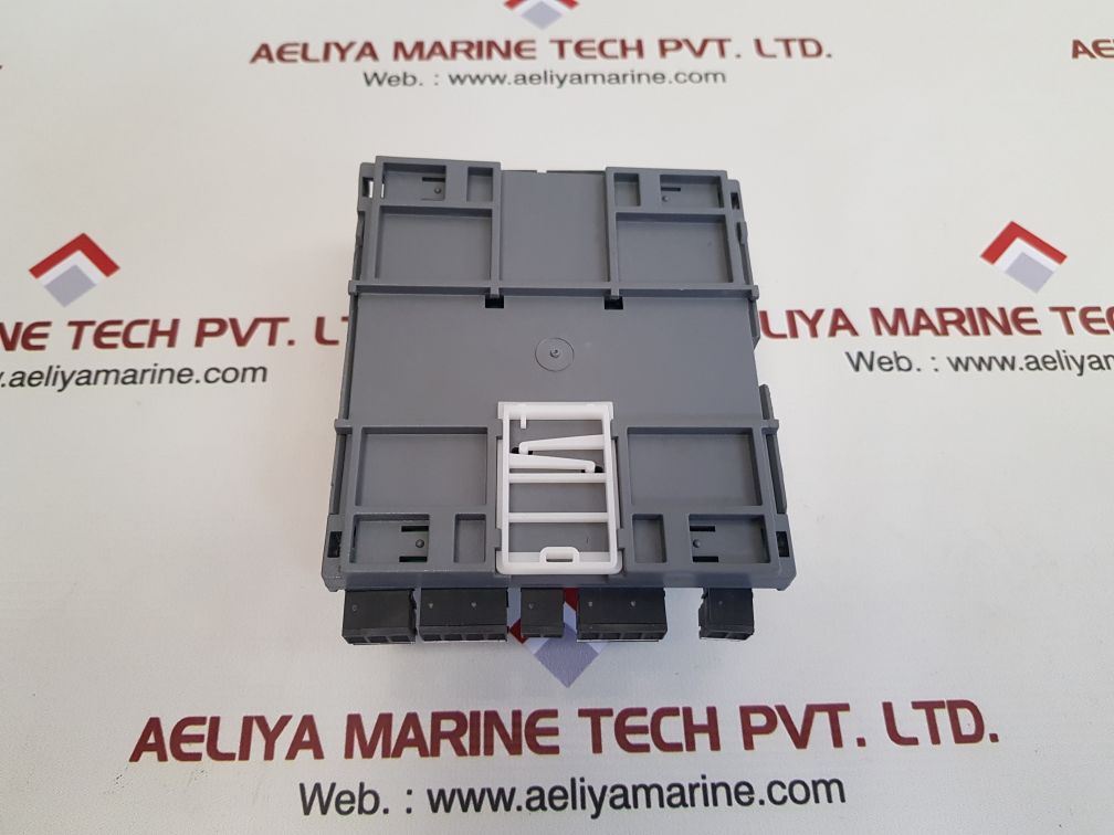 Johnson controls sc-9100 controller sc-9100-8pr0-1