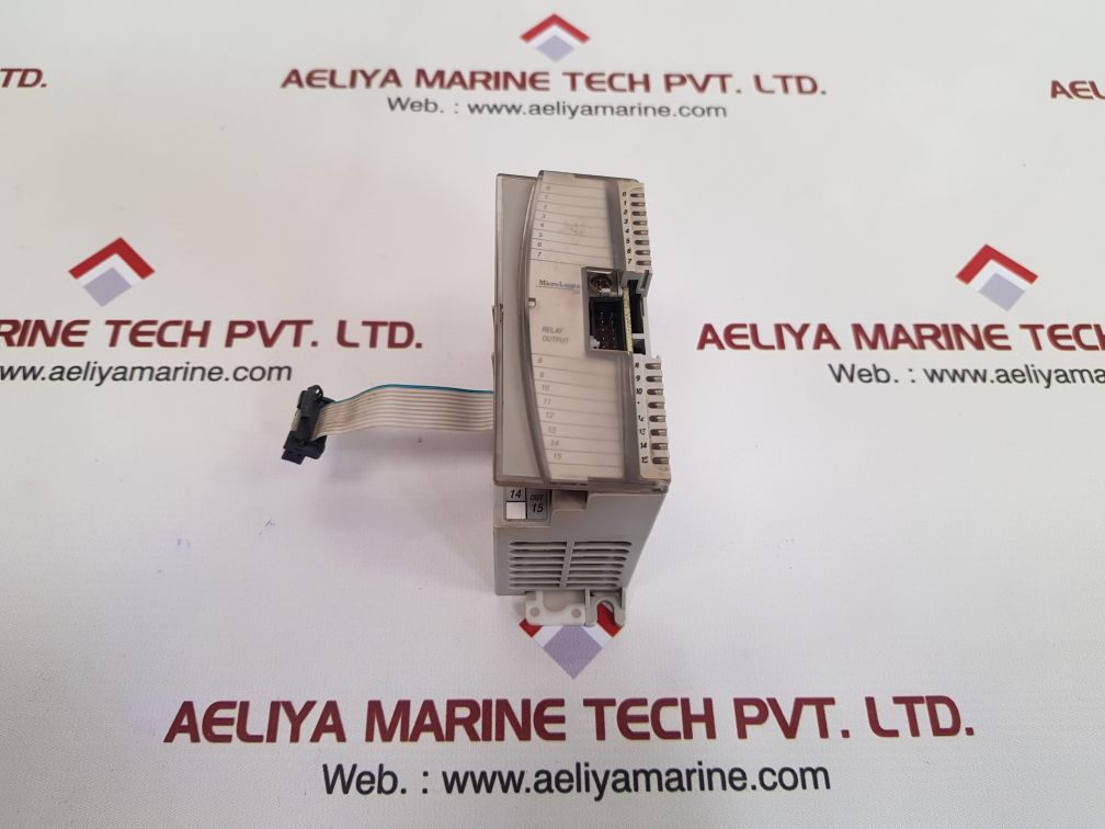 Allen-bradley 1762-ow16 ser.a 16 pt. vac/vdc relay output