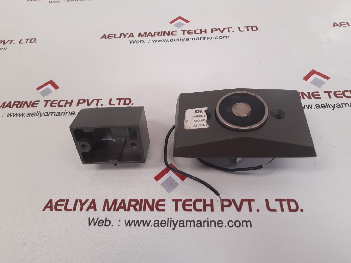 Edwards 1504Bz-n5 Magnetic Door Holder 120V Ac