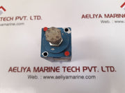 Wabco 3750239200 pressure reducing valve Used