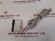 Telemecanique xug-f04031 optical sensor