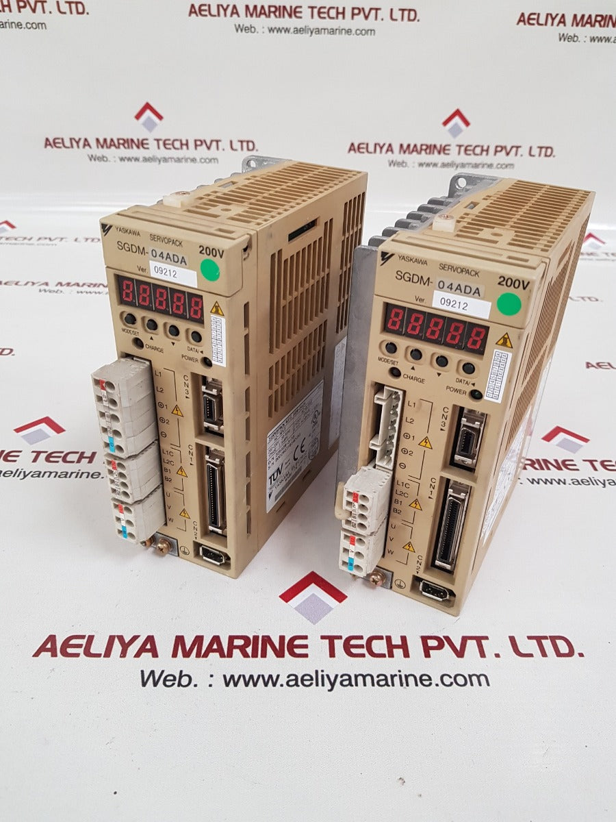 Yaskawa servopack sgdm-04ada servo driver 200-230v 50/60hz